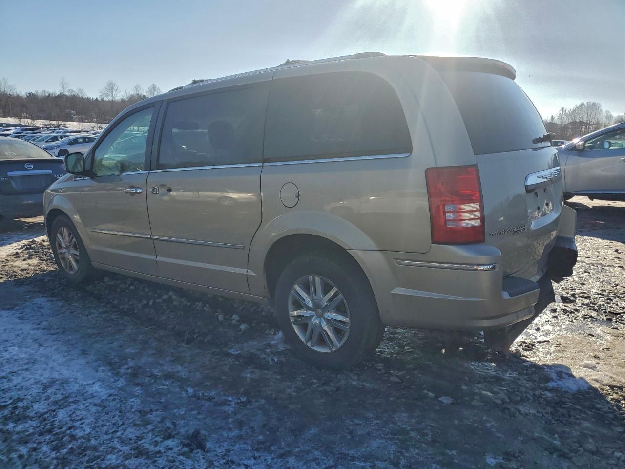 2008 CHRYSLER TOWN & COUNTRY LIMITED photo 2