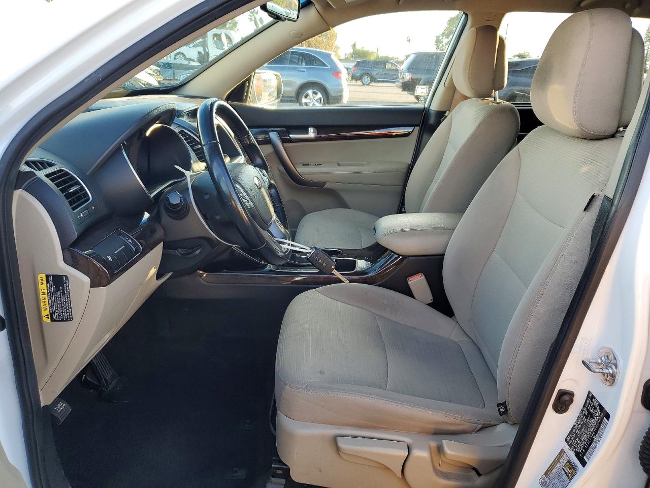 2014 KIA SORENTO LX photo 7