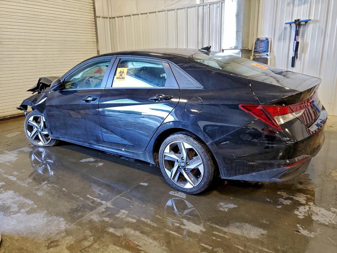 2023 HYUNDAI ELANTRA SEL photo 2