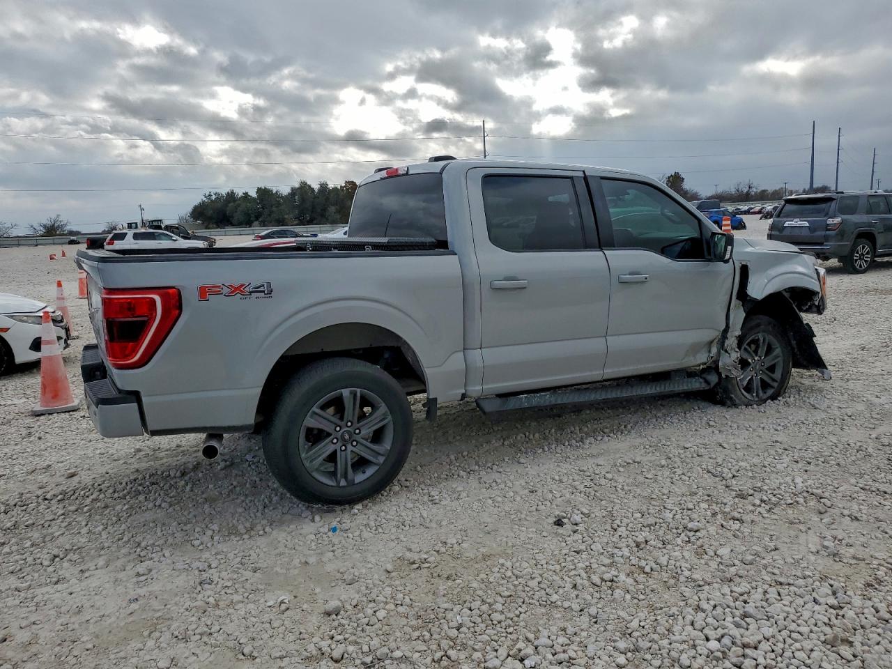2023 FORD F150 SUPERCREW photo 3
