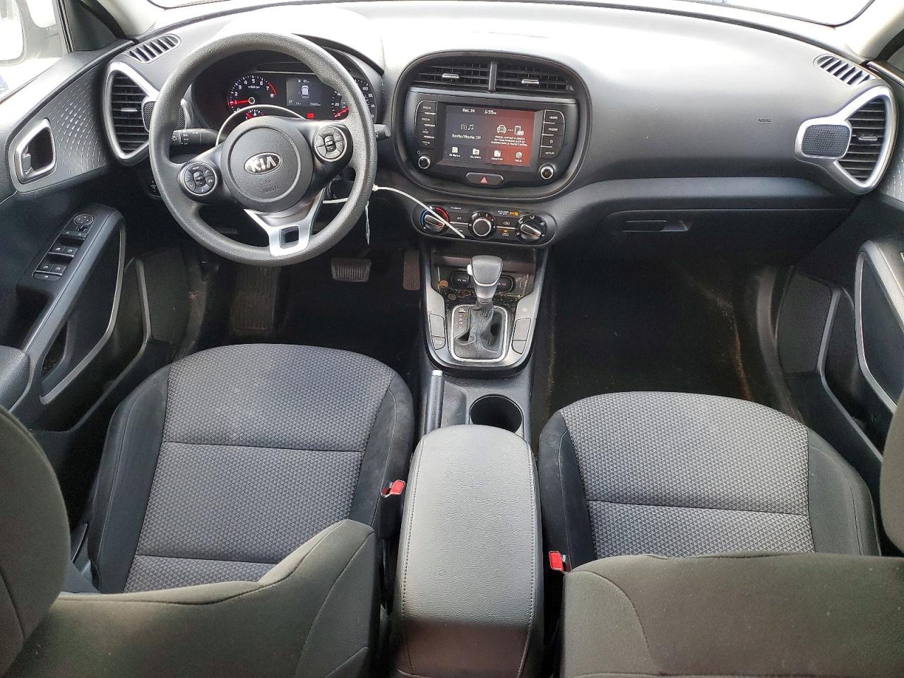 2021 KIA SOUL LX photo 8