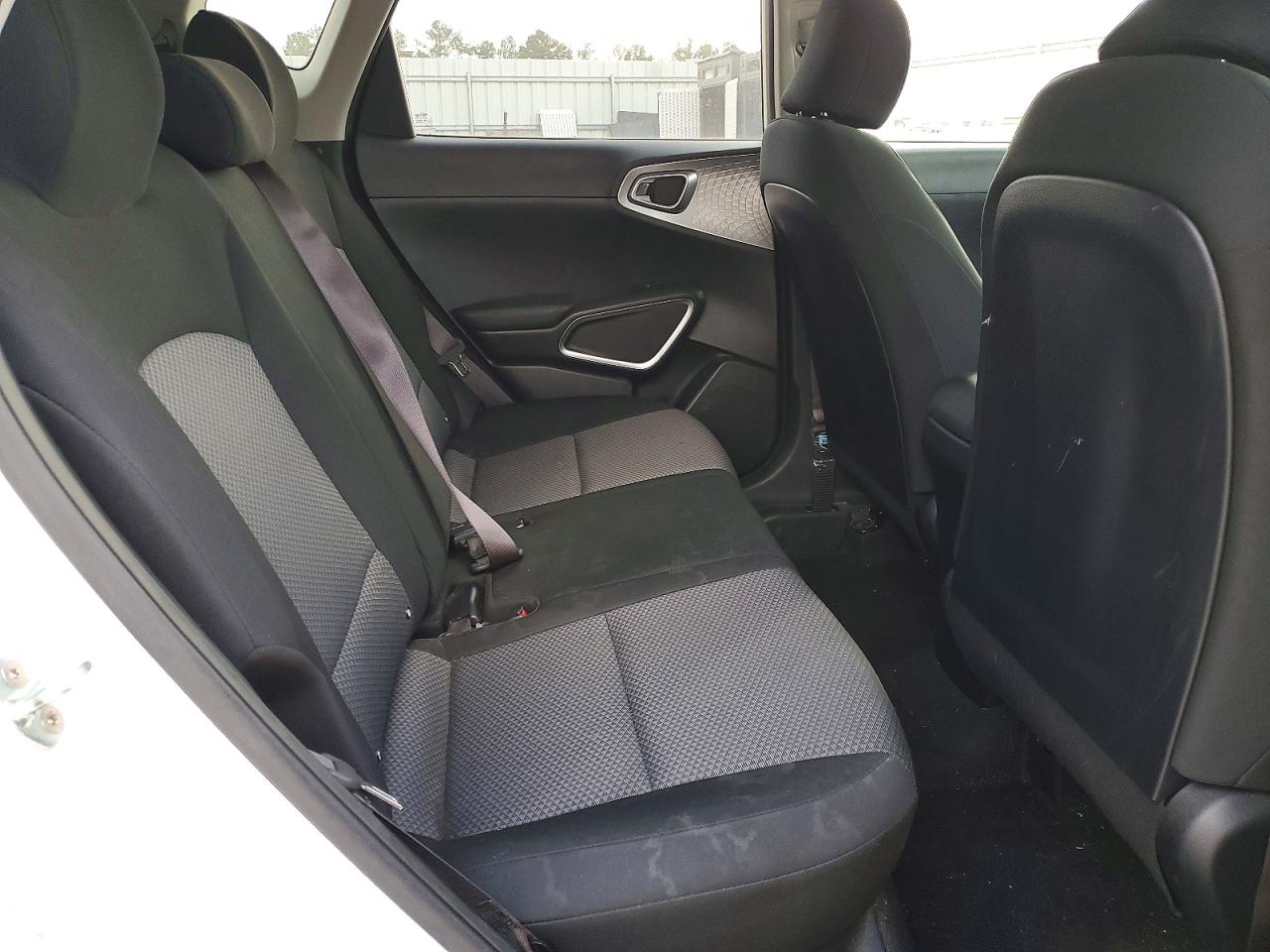 2021 KIA SOUL LX photo 10