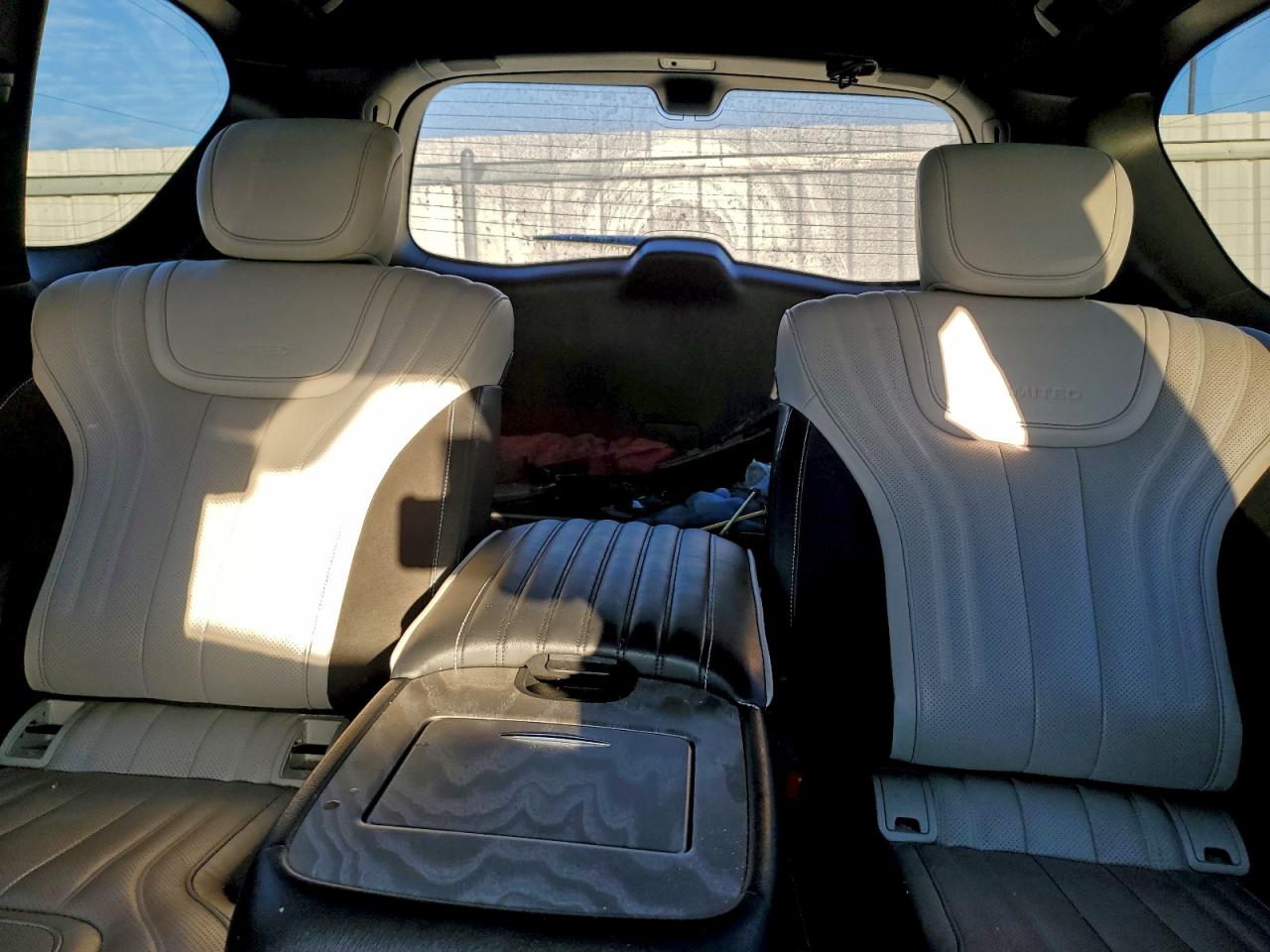 2019 INFINITI QX80 LUXE photo 10