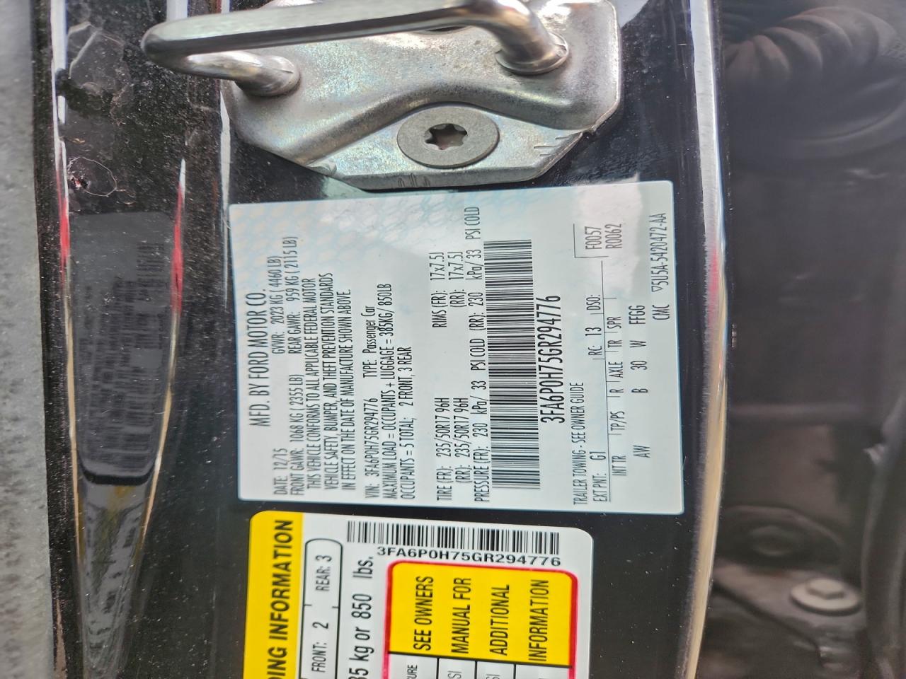2016 FORD FUSION SE photo 13
