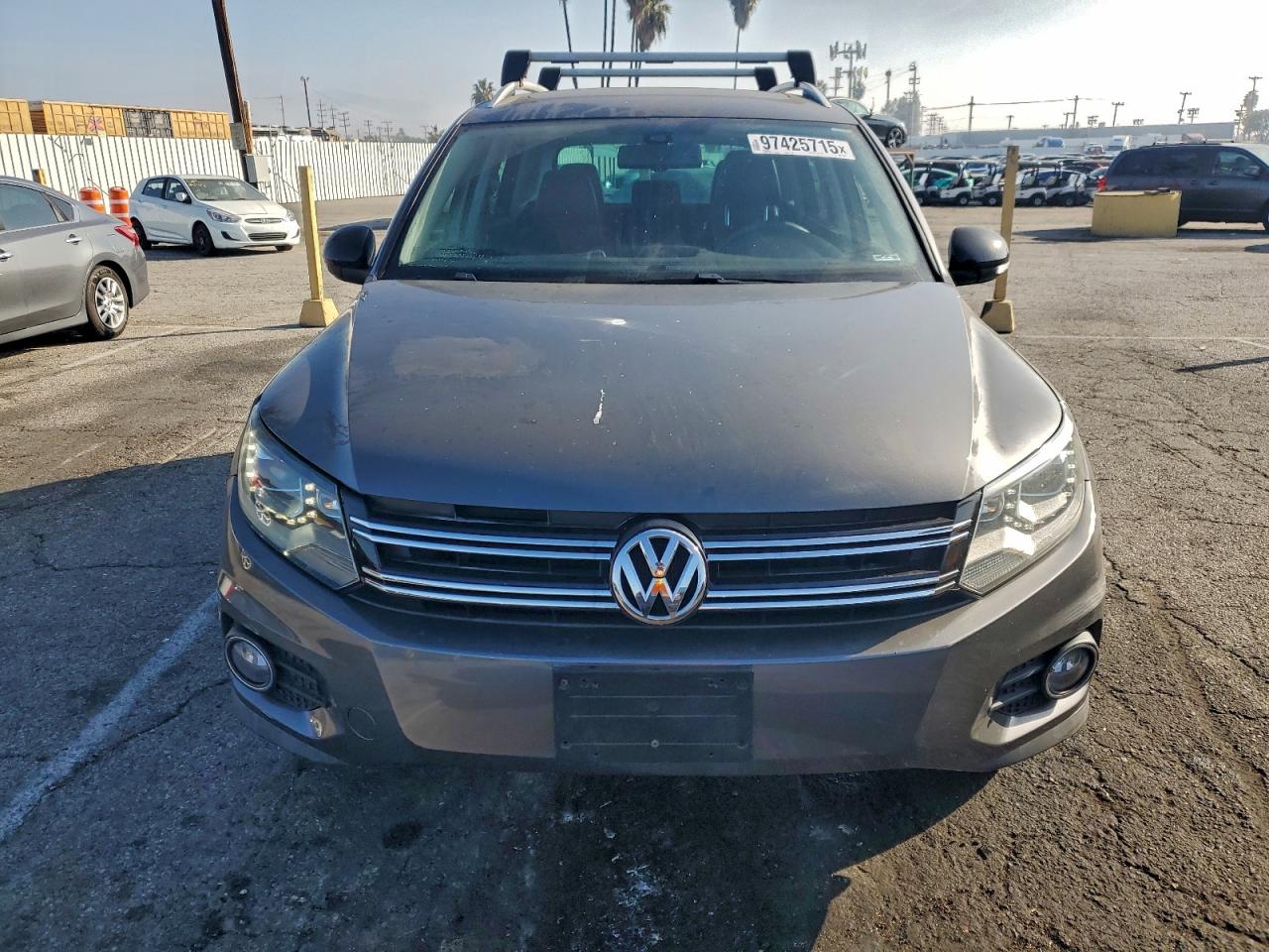 2017 VOLKSWAGEN TIGUAN SPORT photo 9