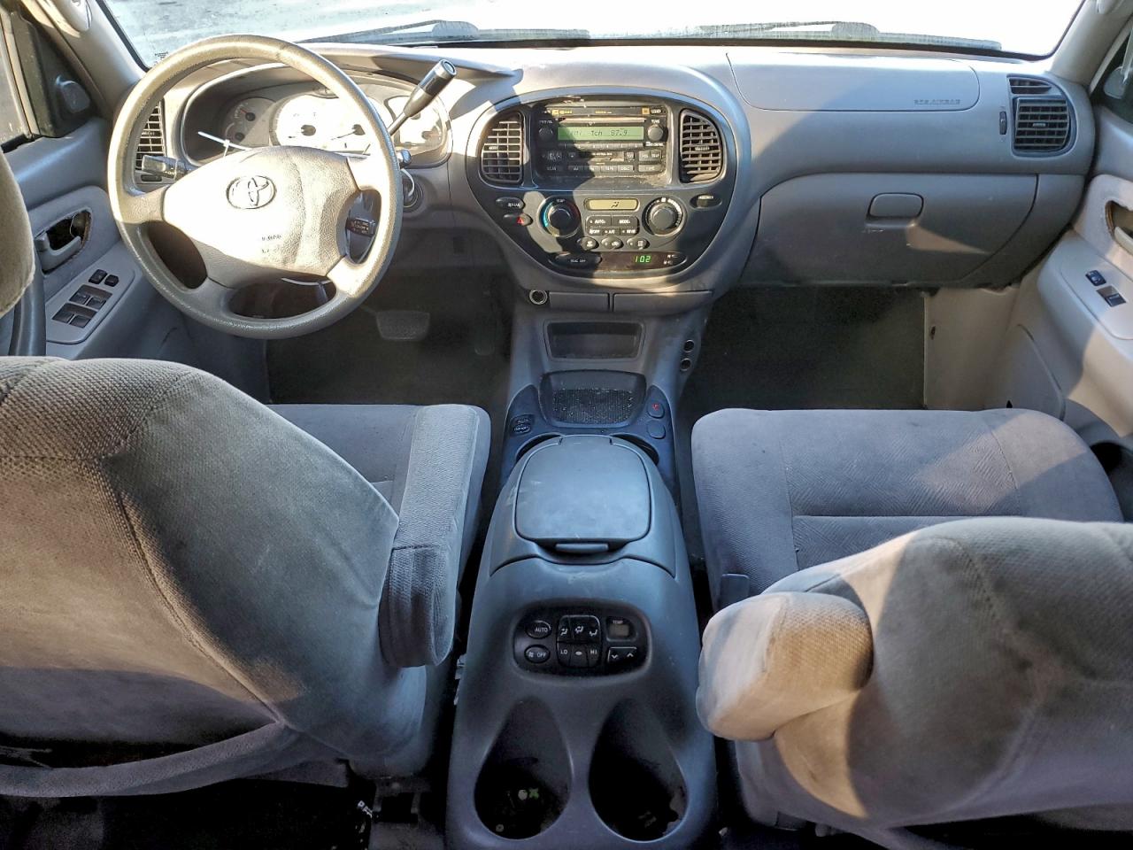 2003 TOYOTA SEQUOIA SR5 photo 8