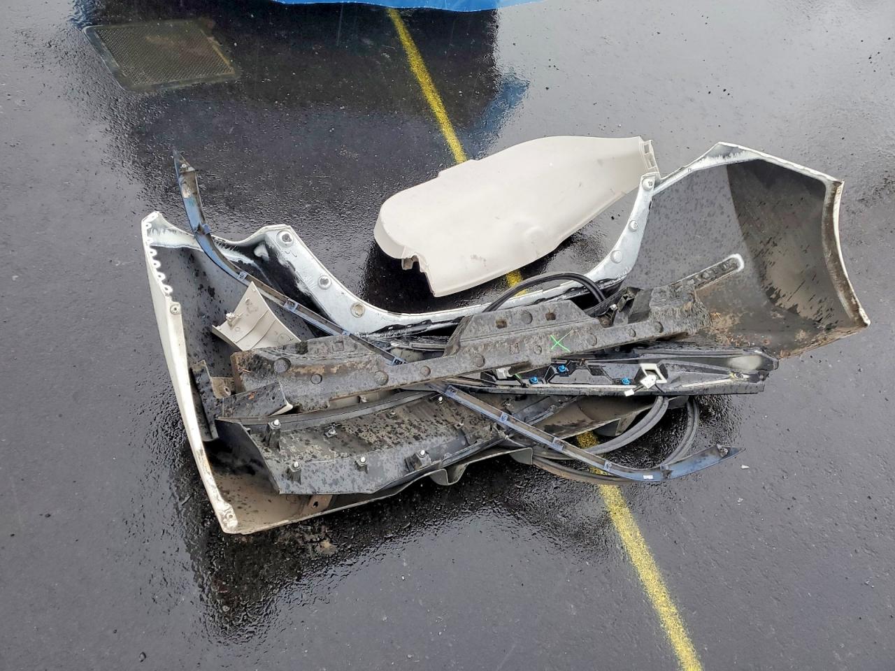 2018 NISSAN LEAF S photo 12