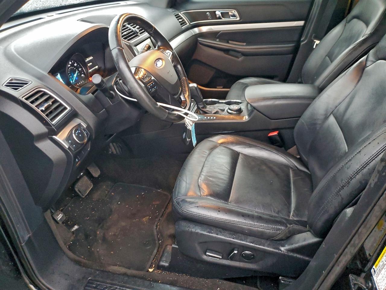 2016 FORD EXPLORER XLT photo 7
