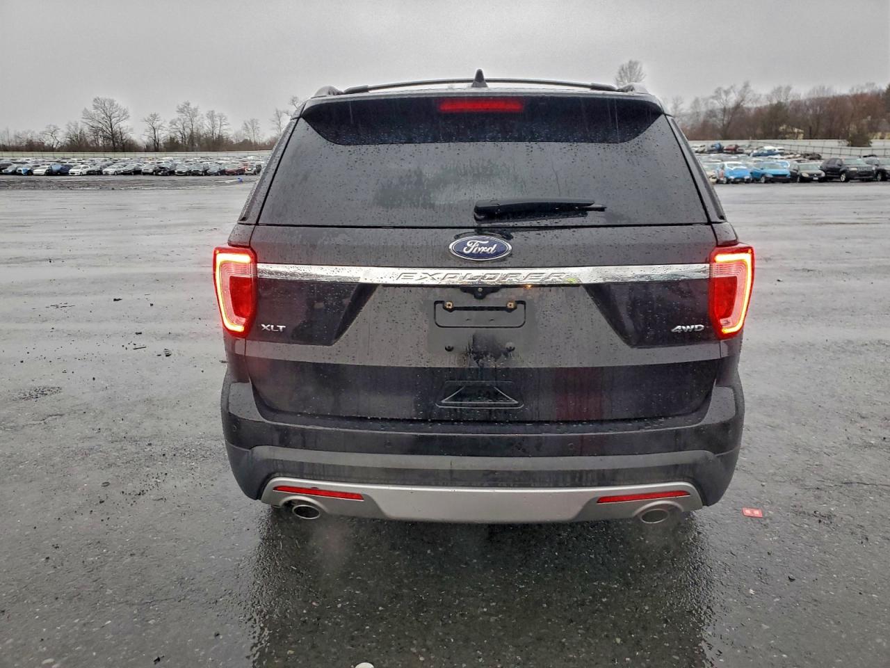 2016 FORD EXPLORER XLT photo 6