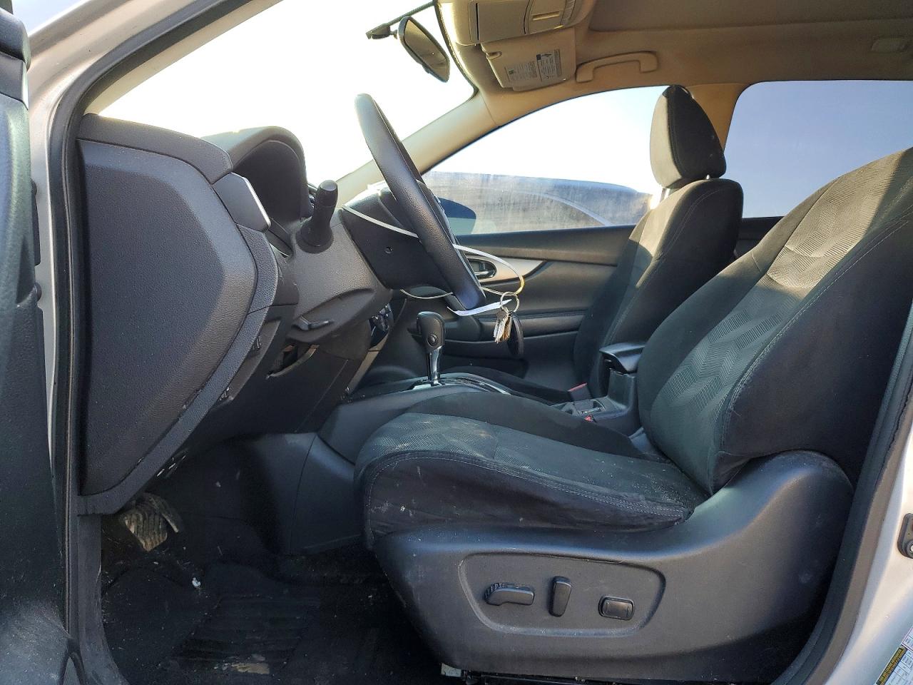 2016 NISSAN ROGUE S photo 19