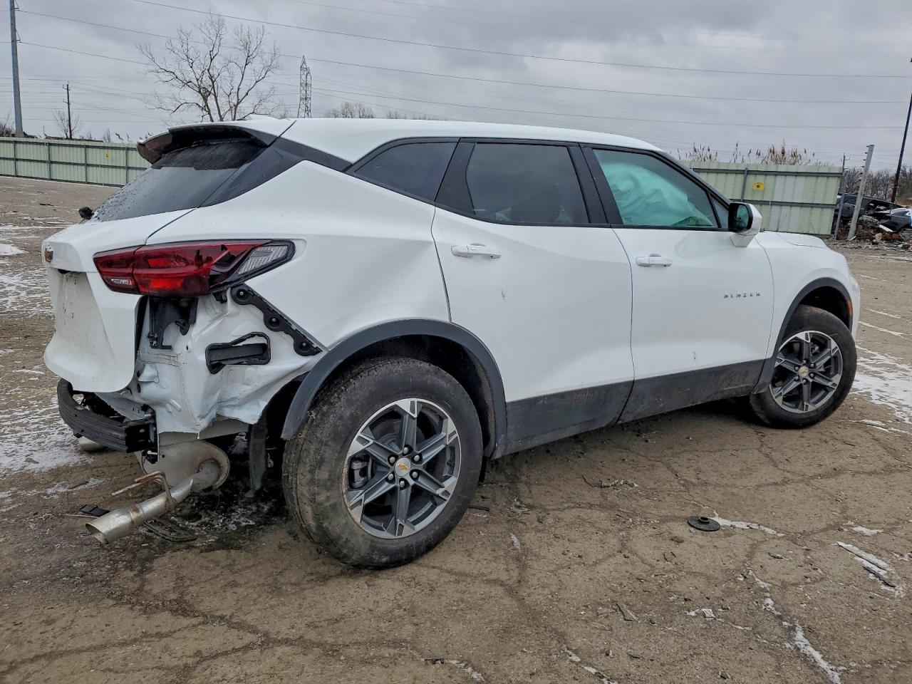2025 CHEVROLET BLAZER 2LT photo 3