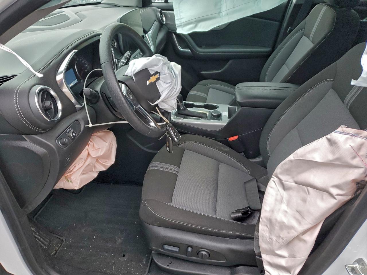 2025 CHEVROLET BLAZER 2LT photo 7