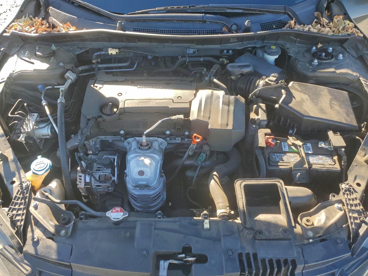 2013 HONDA ACCORD LX photo 11