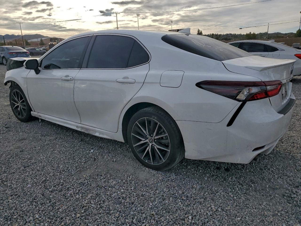 2022 TOYOTA CAMRY NIGHT SHADE photo 2
