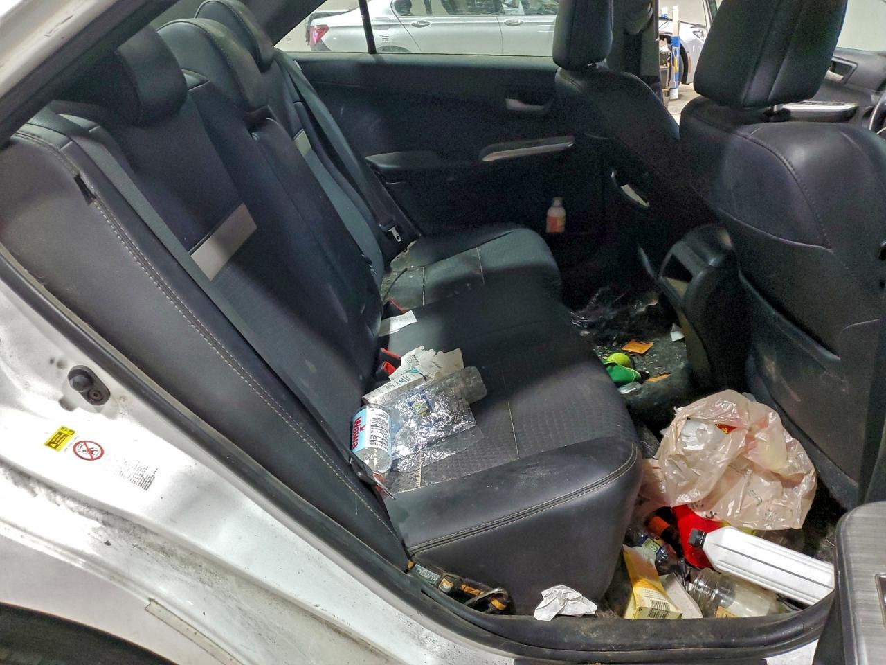 2013 TOYOTA CAMRY L photo 19