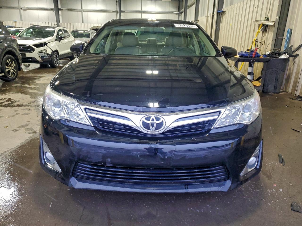 2012 TOYOTA CAMRY XLE photo 5