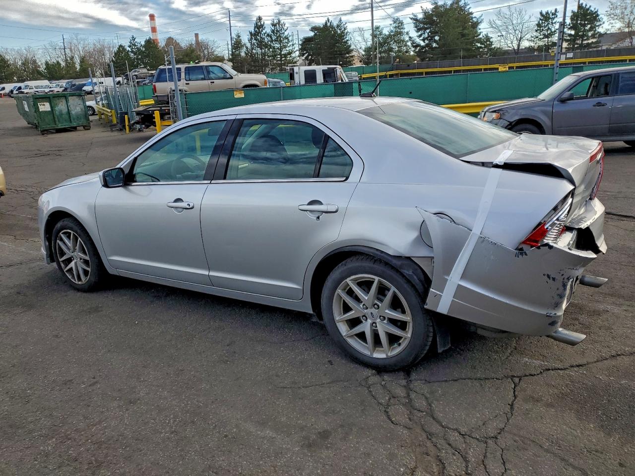 2012 FORD FUSION SE photo 2