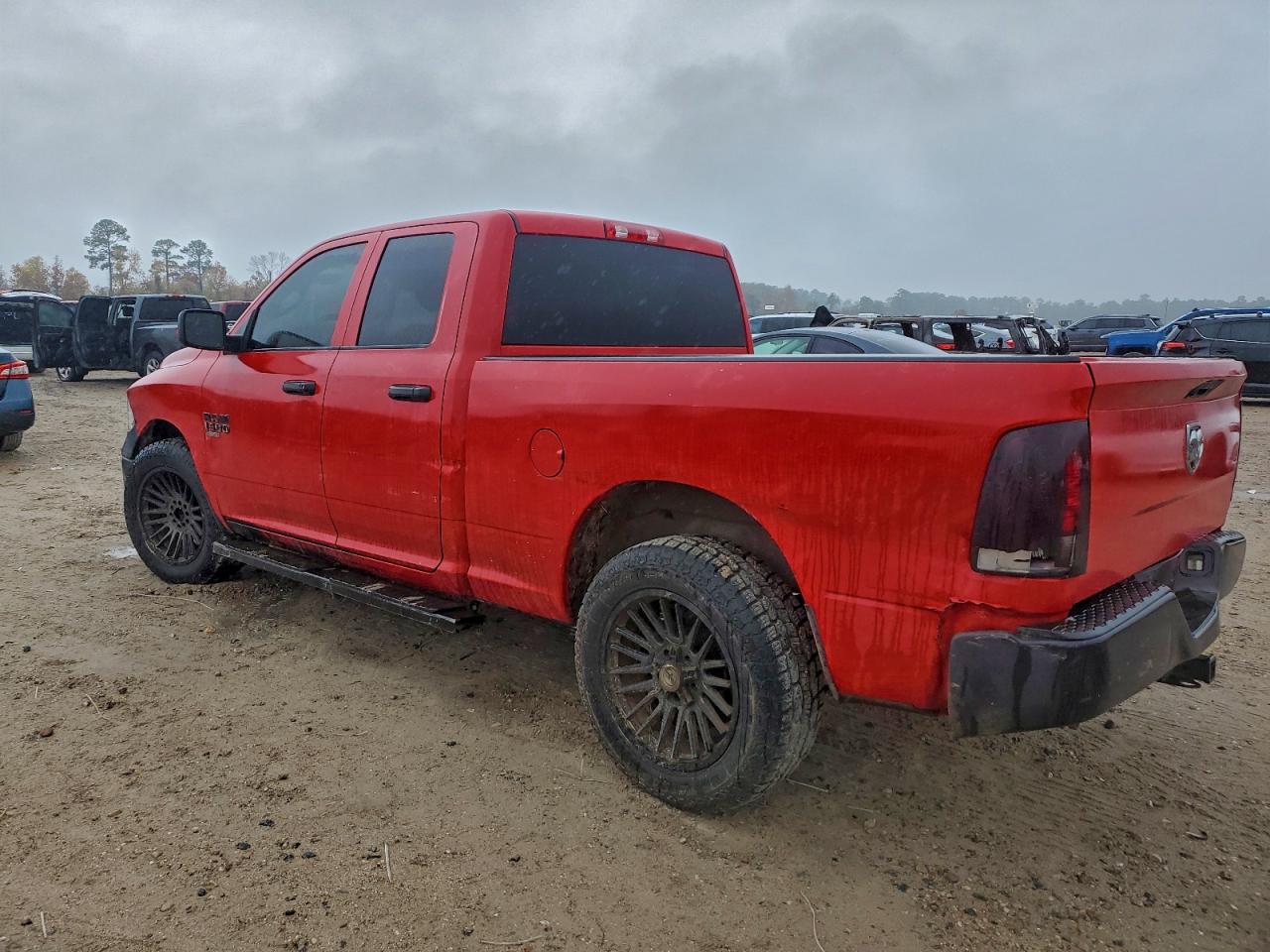 2019 RAM 1500 CLASSIC TRADESMAN photo 2