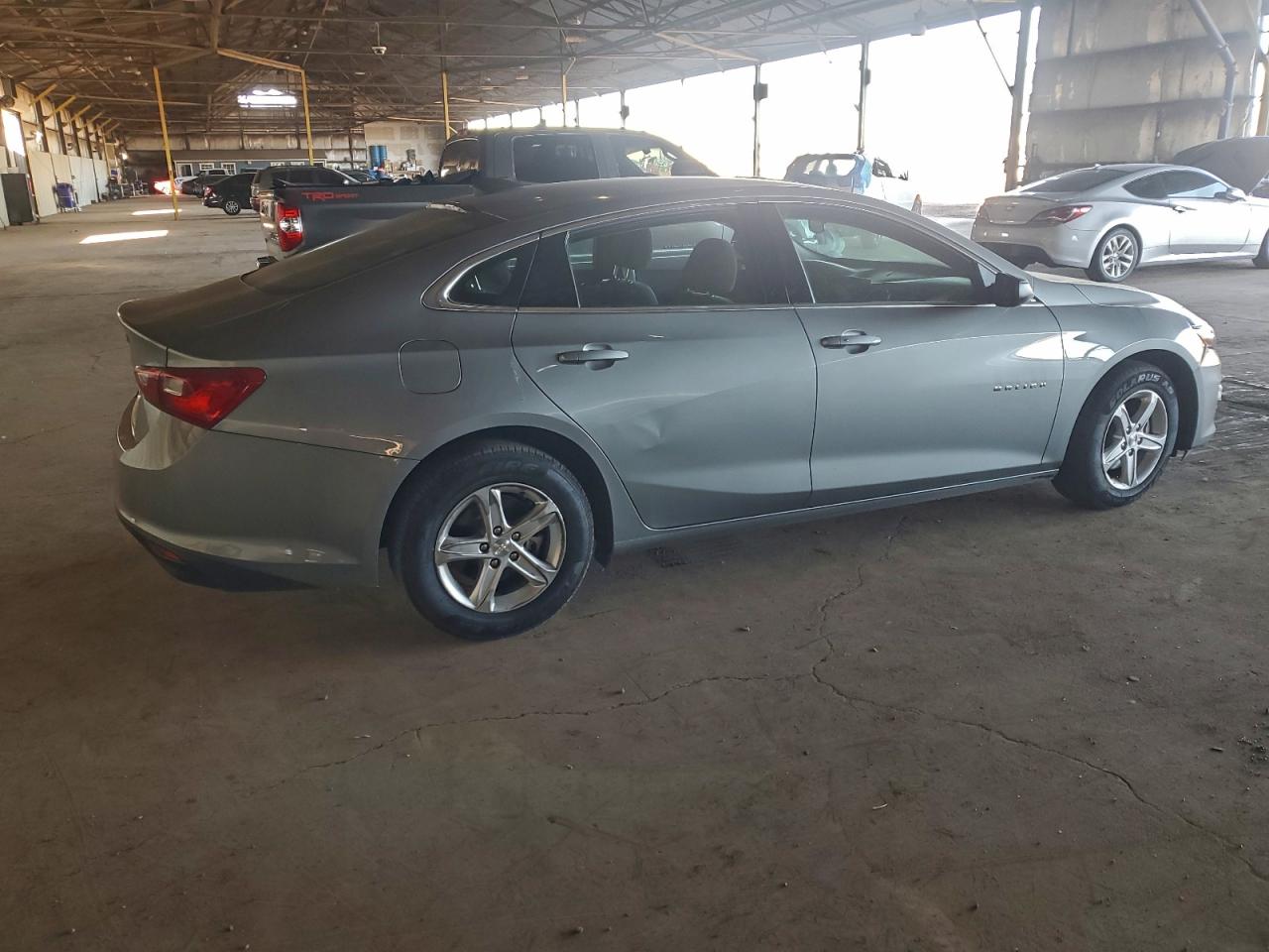 2024 CHEVROLET MALIBU LS photo 3