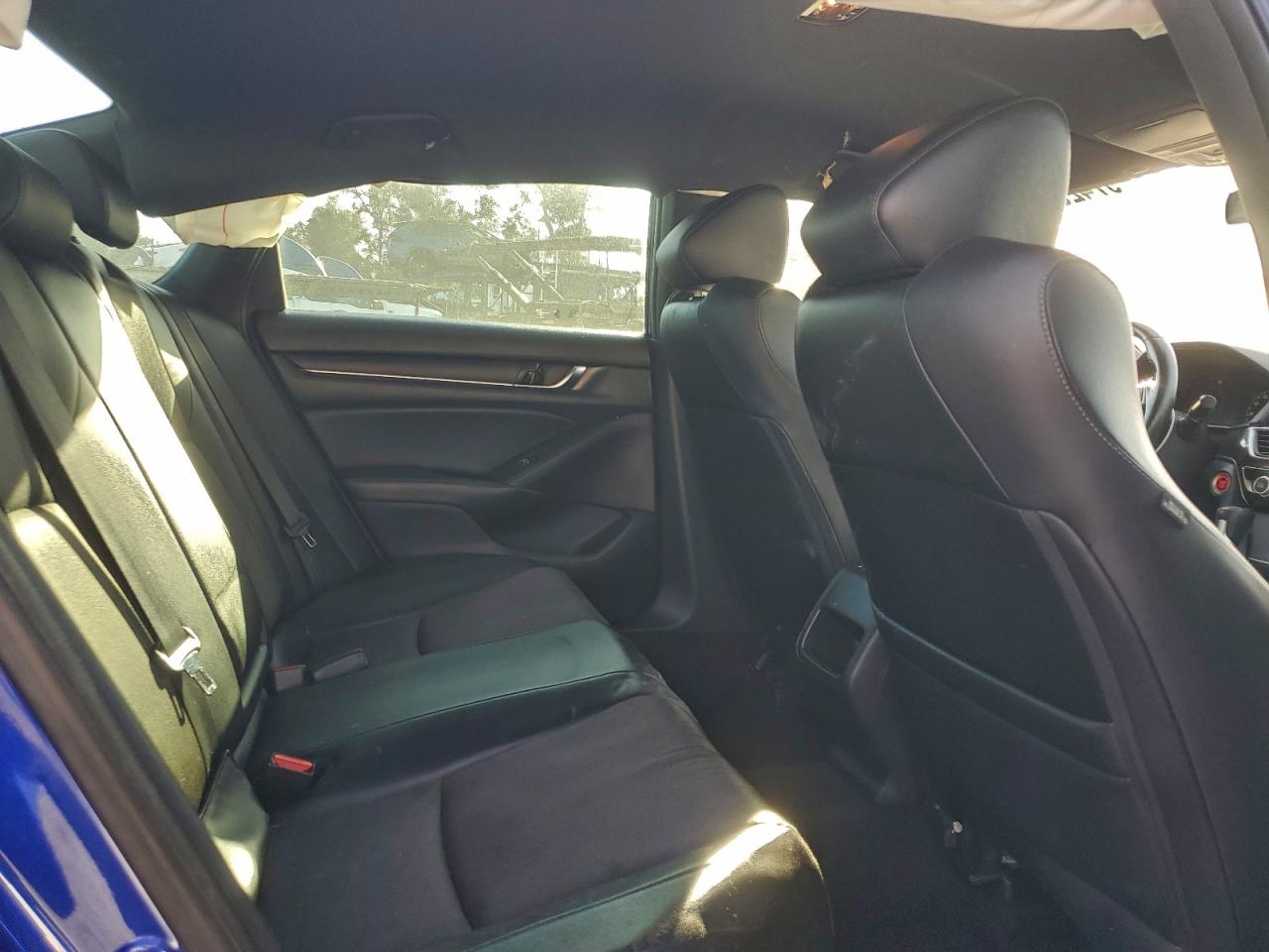 2018 HONDA ACCORD SPORT photo 10