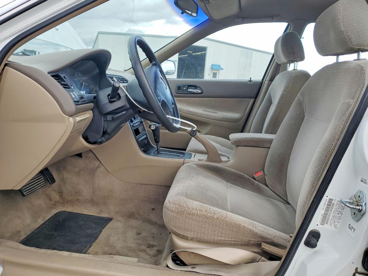1997 HONDA ACCORD LX photo 7