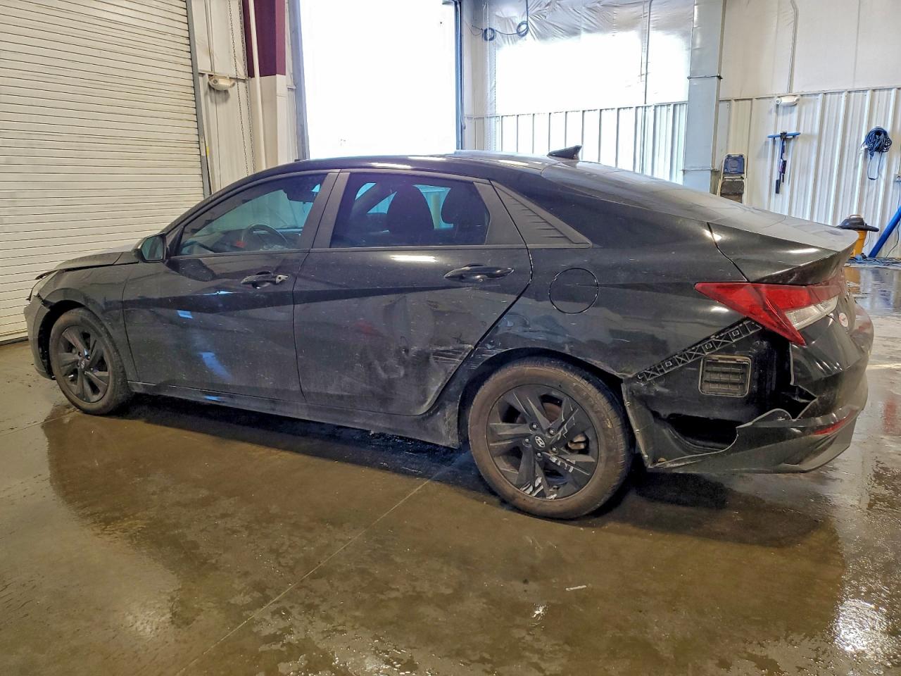2022 HYUNDAI ELANTRA SEL photo 2
