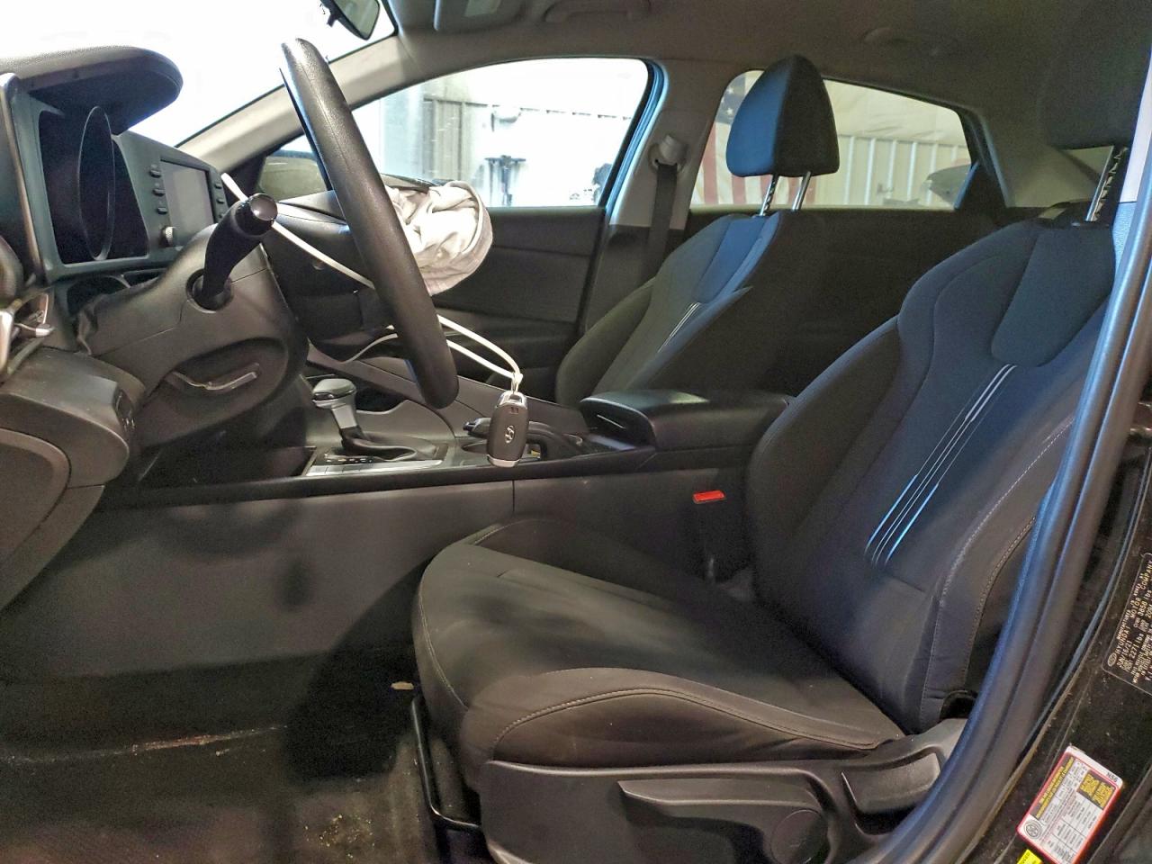 2022 HYUNDAI ELANTRA SEL photo 7