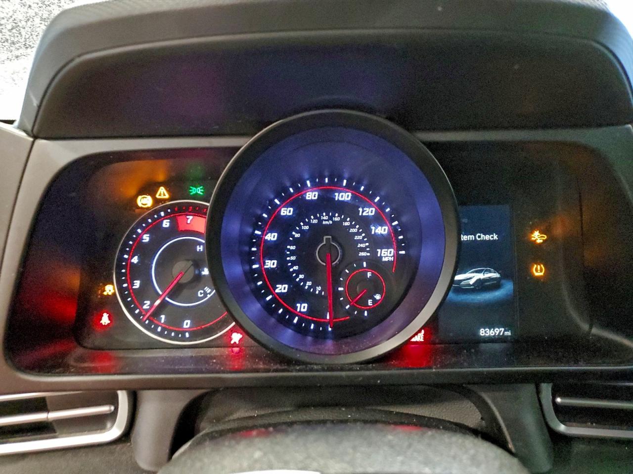 2022 HYUNDAI ELANTRA SEL photo 9