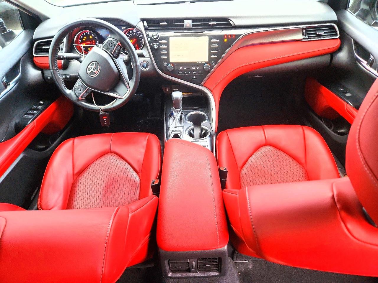2019 TOYOTA CAMRY XSE photo 8