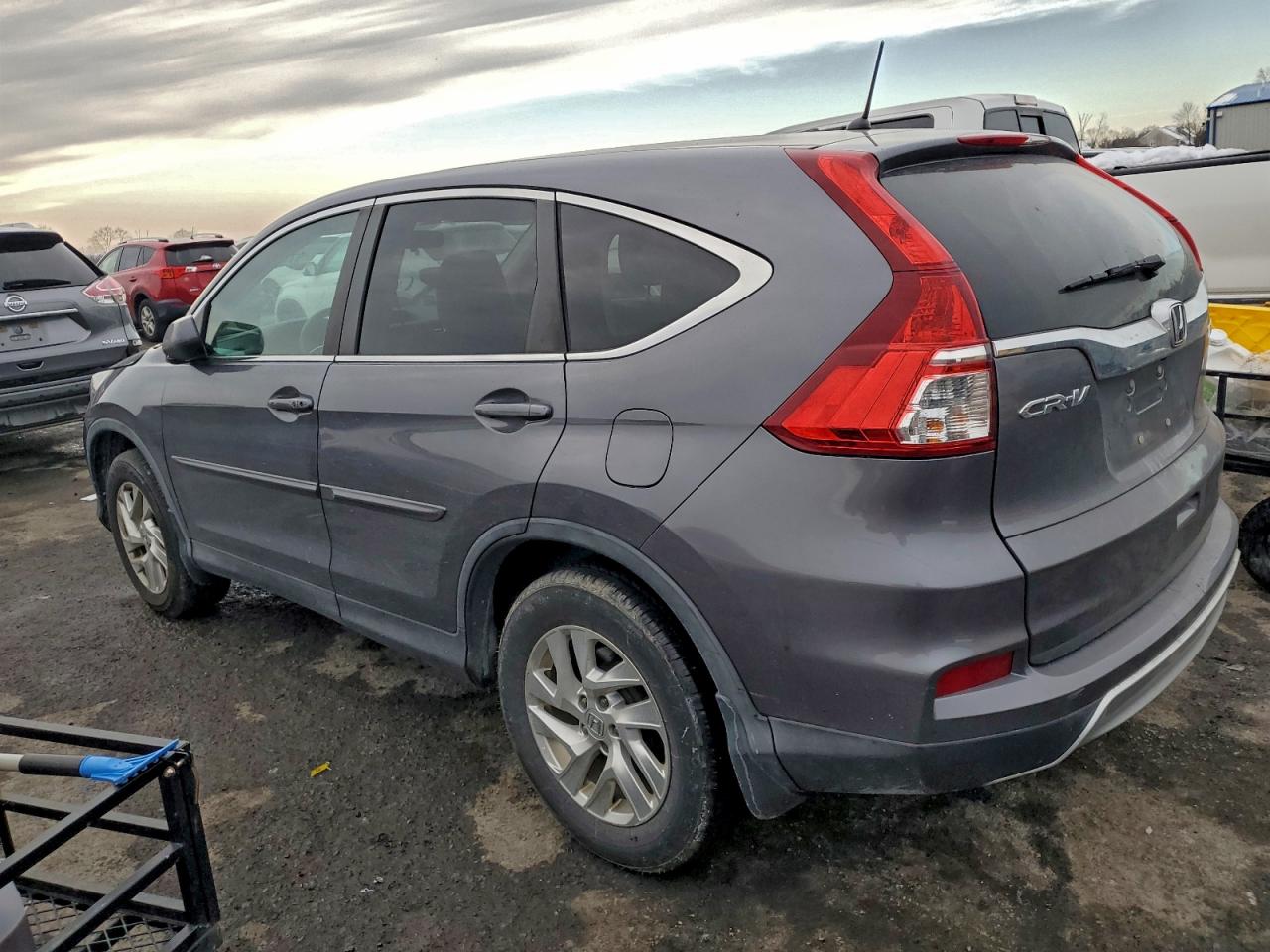 2015 HONDA CR-V EX photo 2