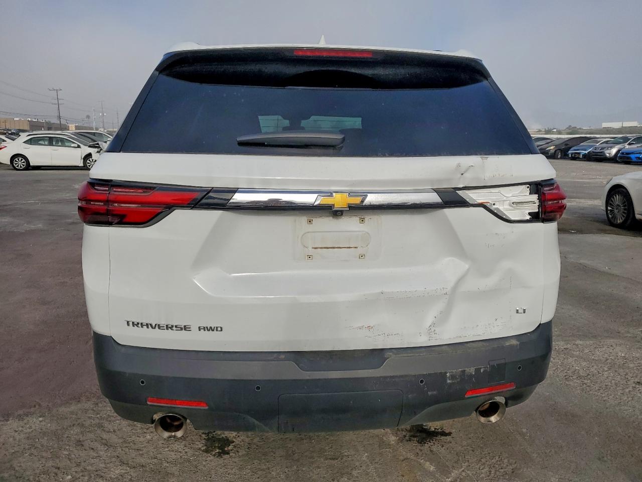 2023 CHEVROLET TRAVERSE LT photo 6