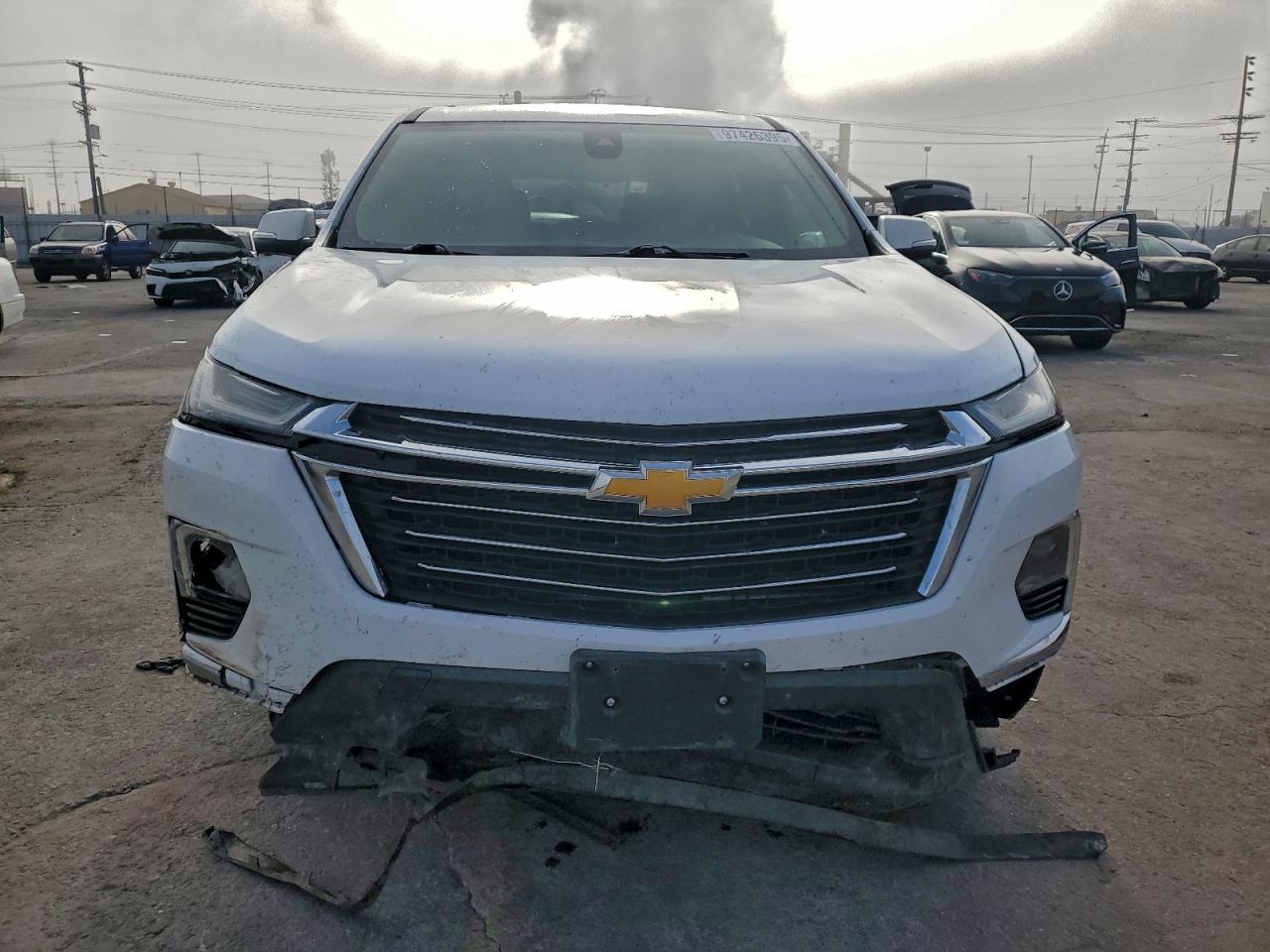 2023 CHEVROLET TRAVERSE LT photo 5