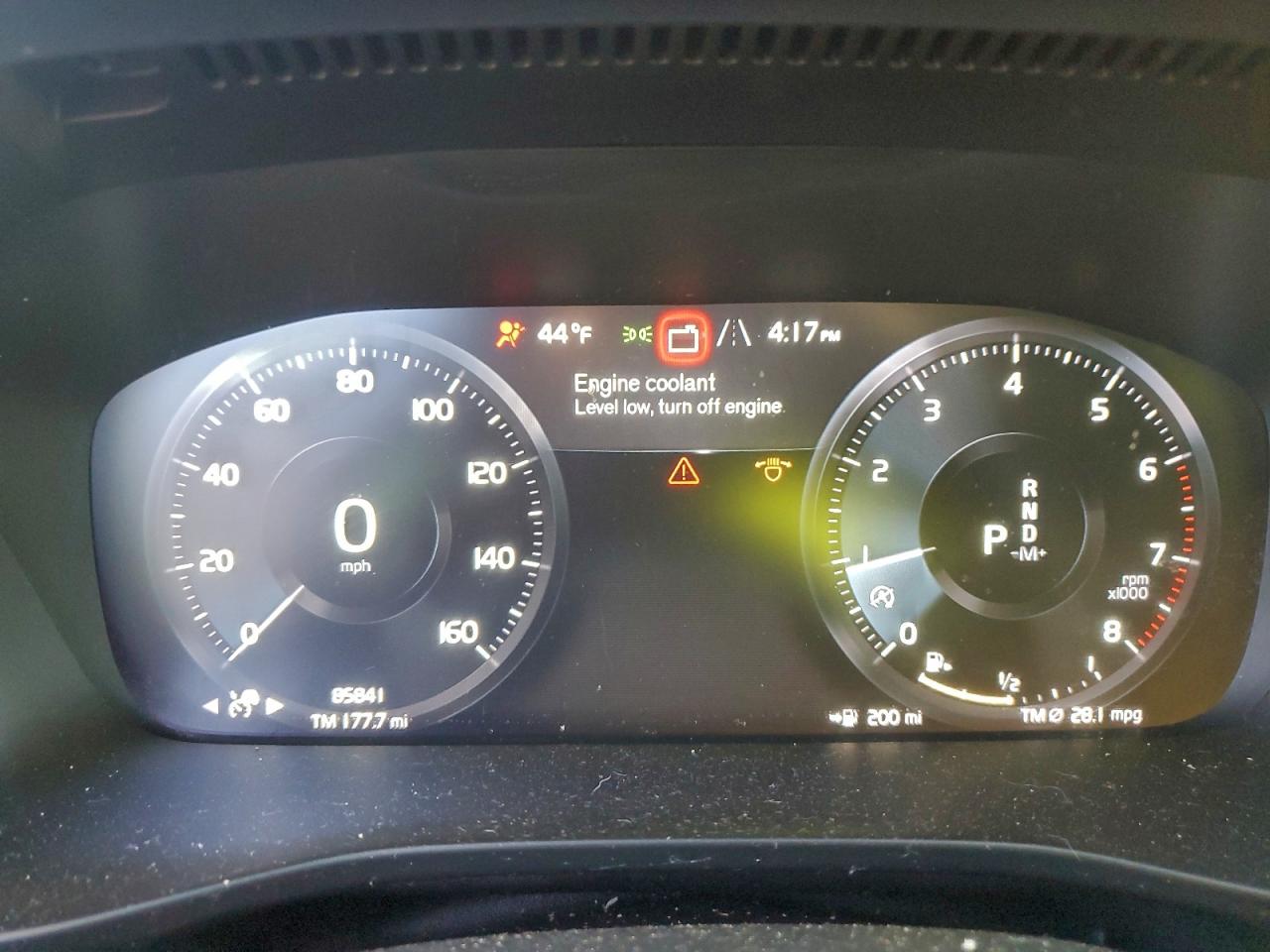 2022 VOLVO XC40 T5 MOMENTUM photo 9