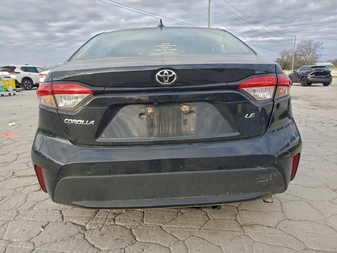 2021 TOYOTA COROLLA LE photo 6