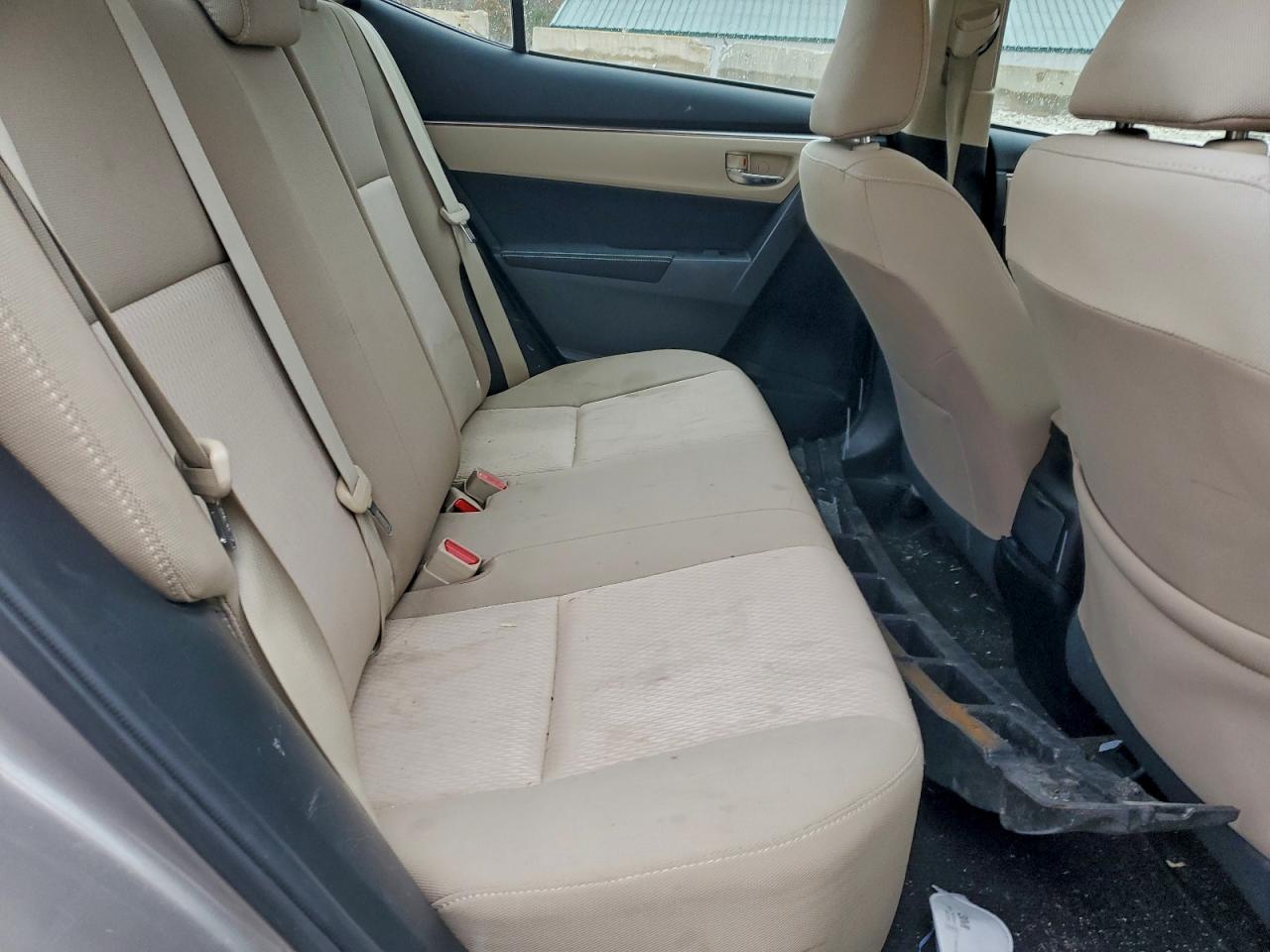 2014 TOYOTA COROLLA L photo 10