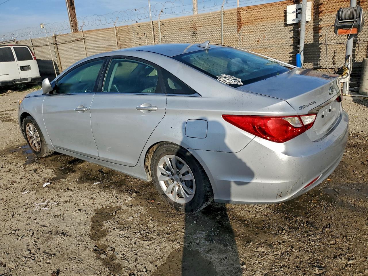 2011 HYUNDAI SONATA GLS photo 3