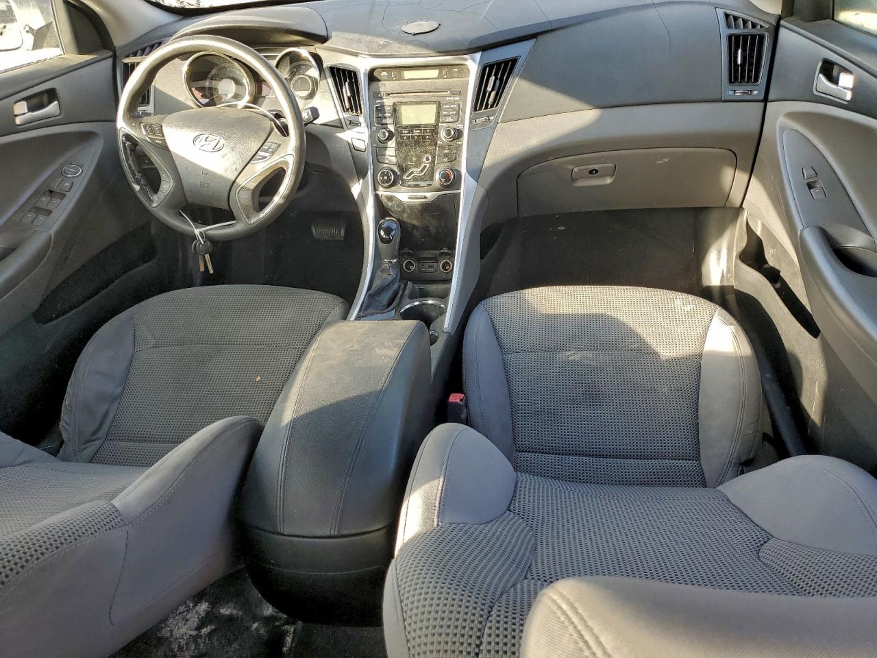 2011 HYUNDAI SONATA GLS photo 15