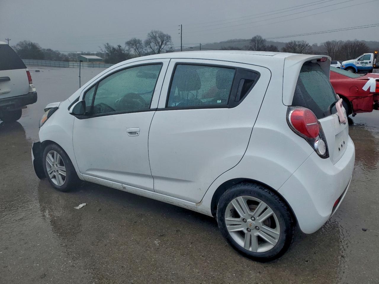 2015 CHEVROLET SPARK 1LT photo 2