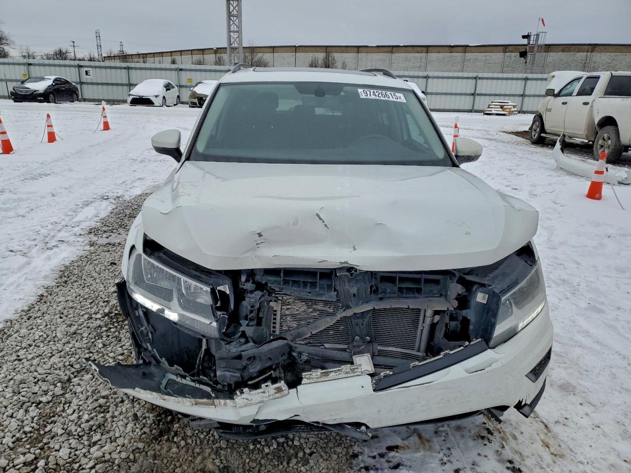 2021 VOLKSWAGEN TIGUAN SE photo 5