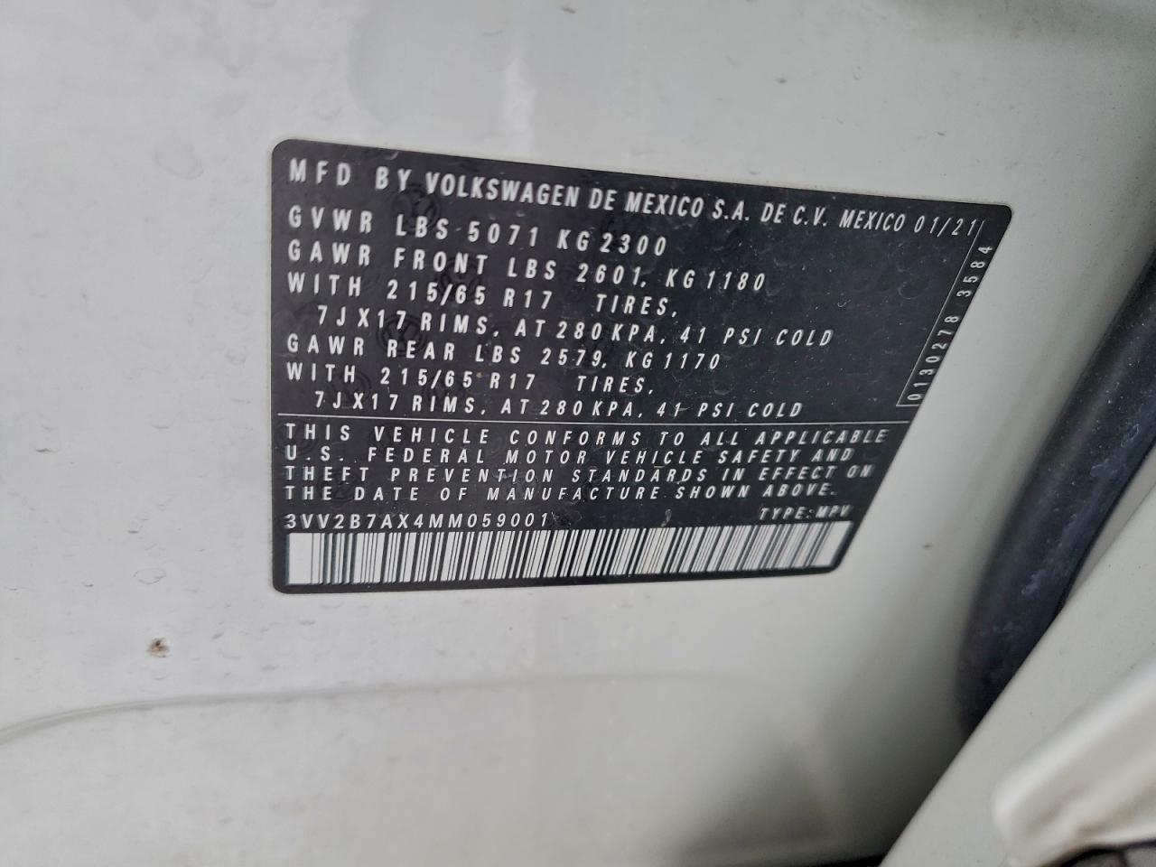 2021 VOLKSWAGEN TIGUAN SE photo 13