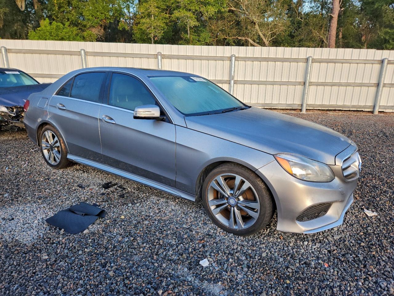 2014 MERCEDES-BENZ E 350 photo 4