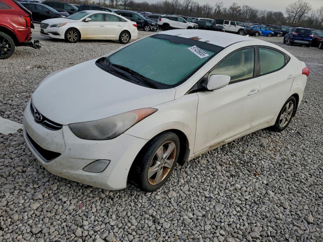 2013 HYUNDAI ELANTRA