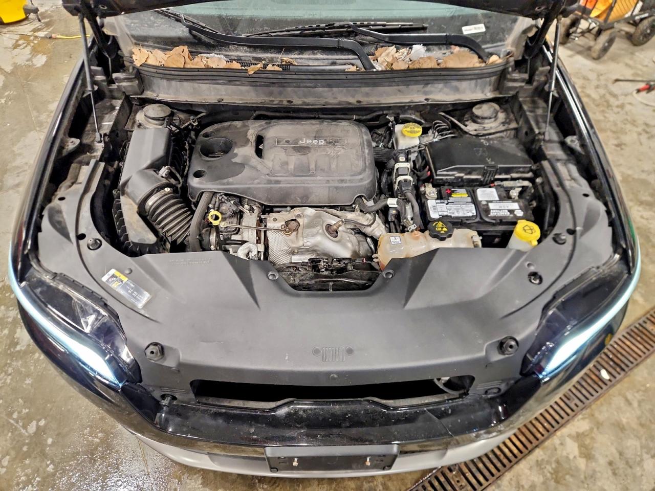 2019 JEEP CHEROKEE LIMITED photo 11