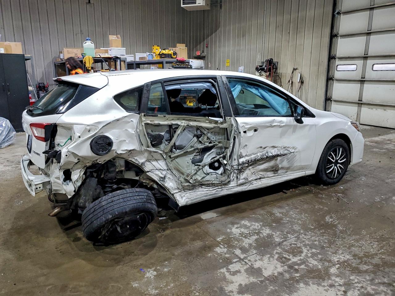 2019 SUBARU IMPREZA photo 3