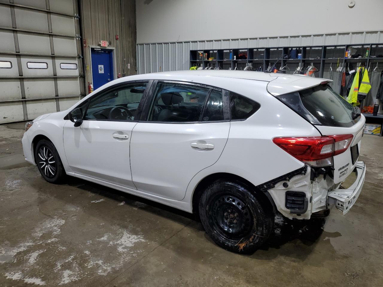 2019 SUBARU IMPREZA photo 2