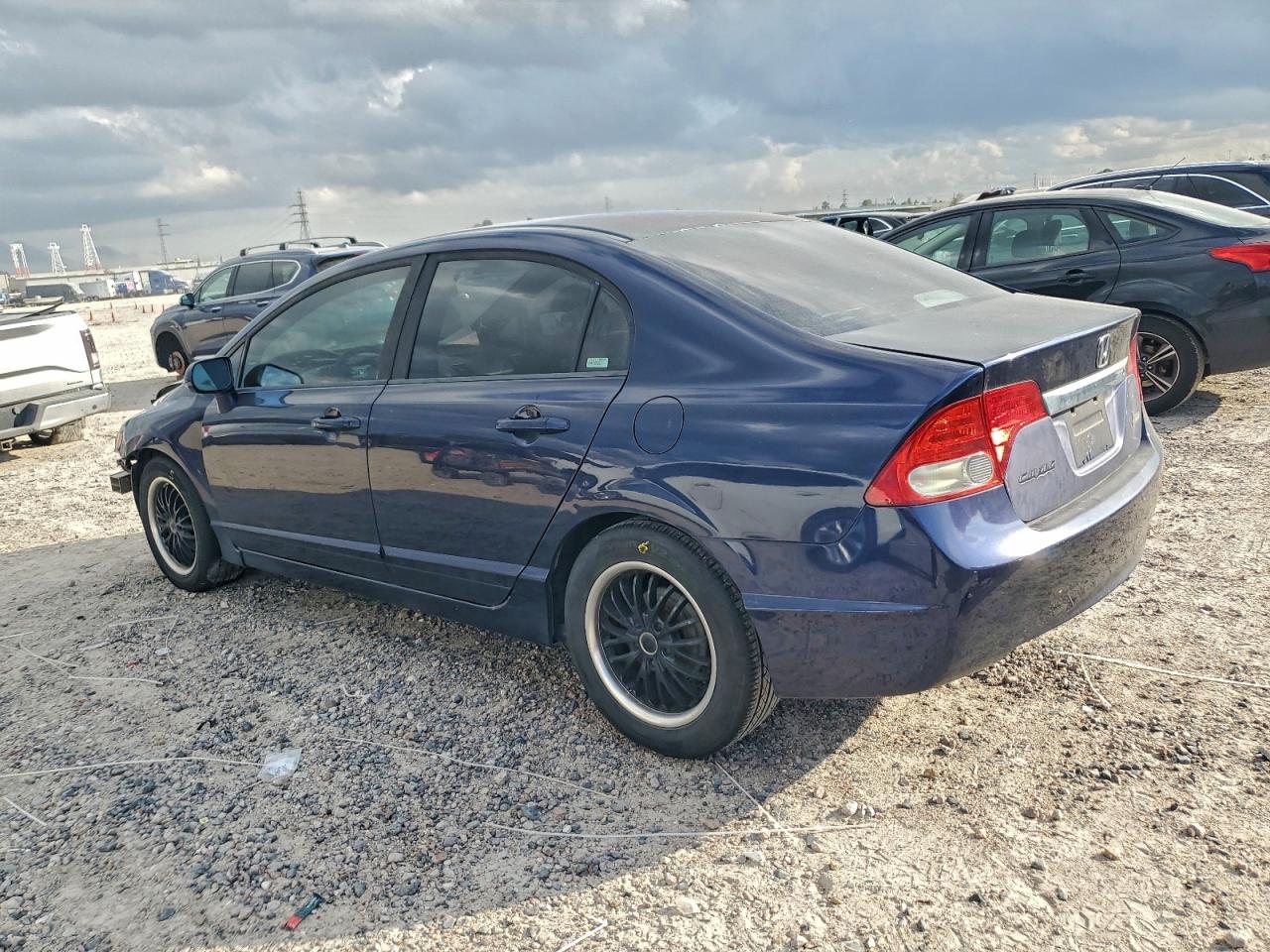 2009 HONDA CIVIC LX photo 2