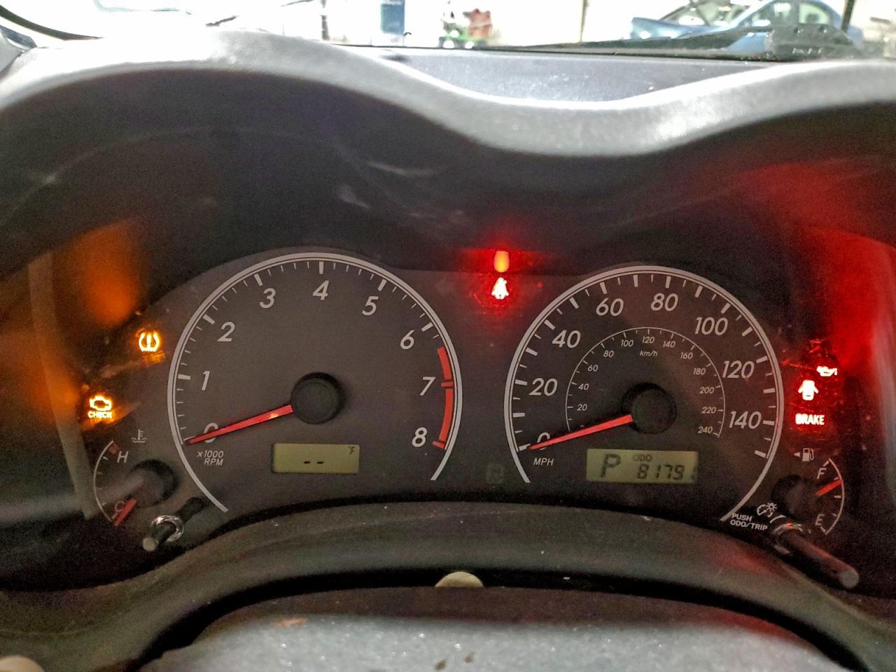 2013 TOYOTA COROLLA BASE photo 9
