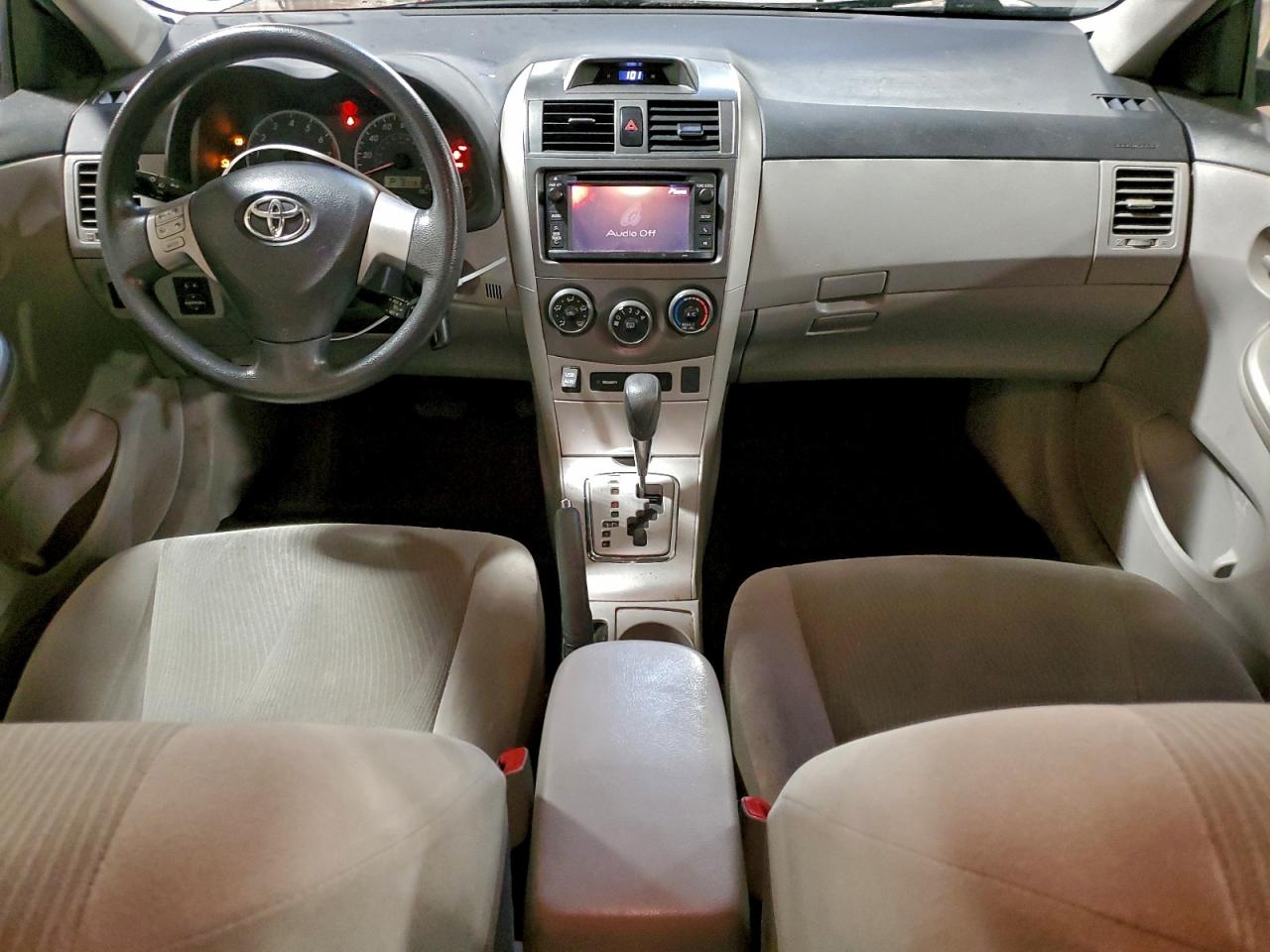2013 TOYOTA COROLLA BASE photo 8