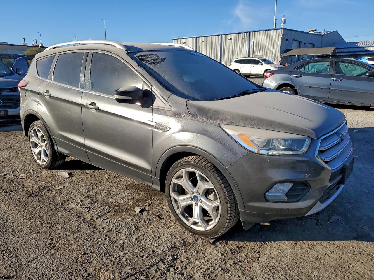 2019 FORD ESCAPE TITANIUM photo 4