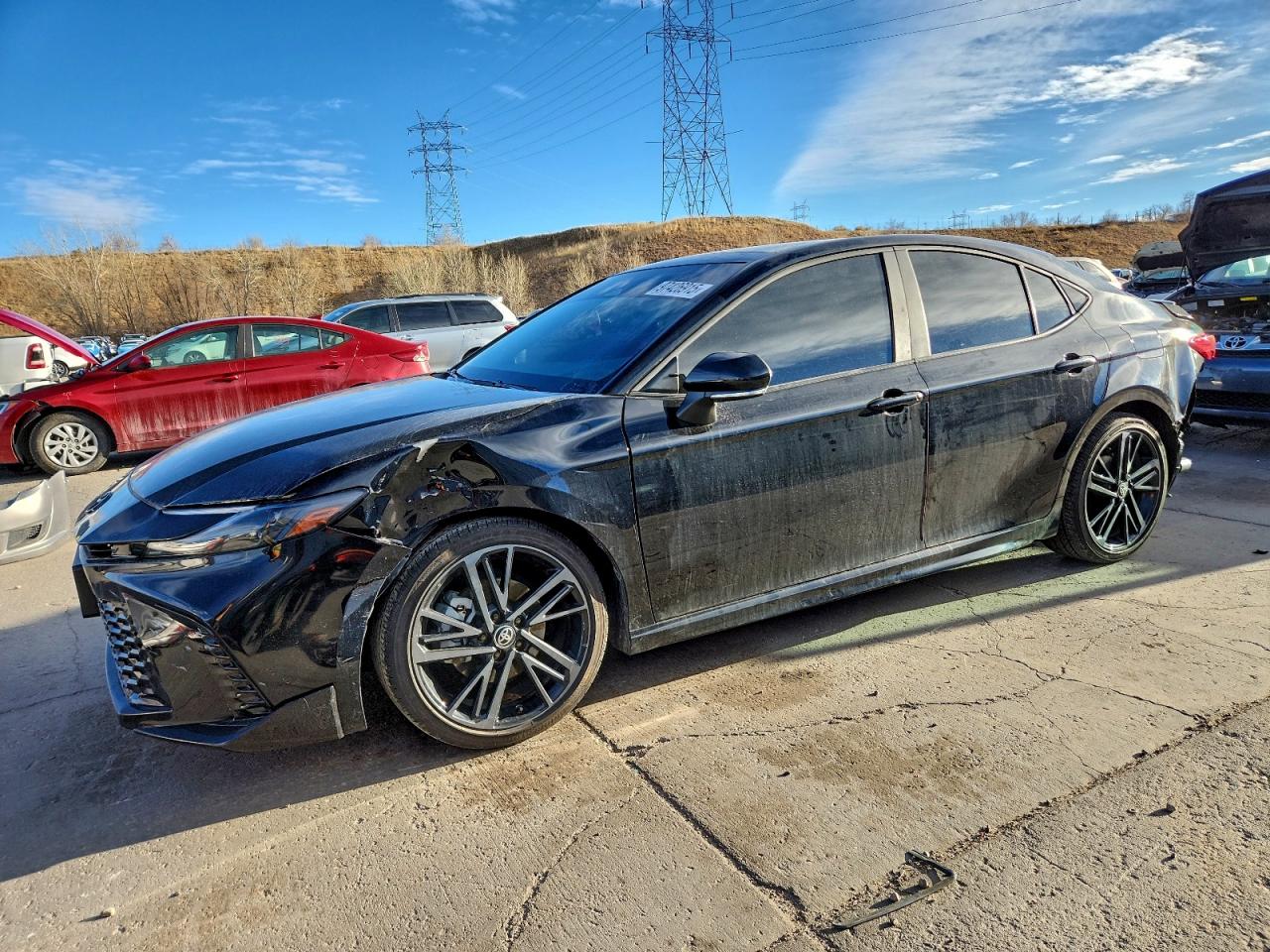 2025 TOYOTA CAMRY